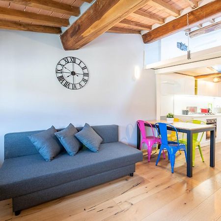 לוקה Casa San Paolino Dentro Le MuraElegant Flat Wifi E Selfcheckin מראה חיצוני תמונה