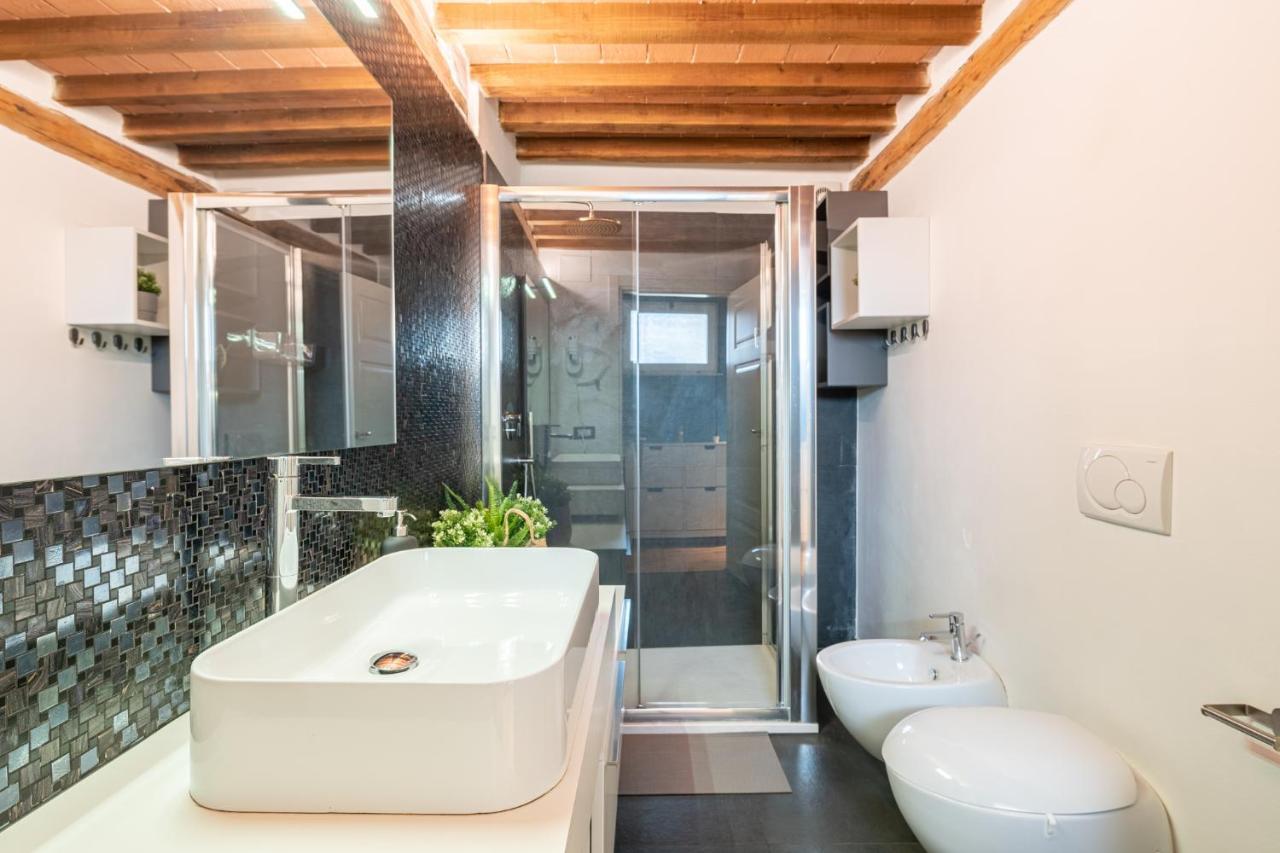 לוקה Casa San Paolino Dentro Le MuraElegant Flat Wifi E Selfcheckin מראה חיצוני תמונה